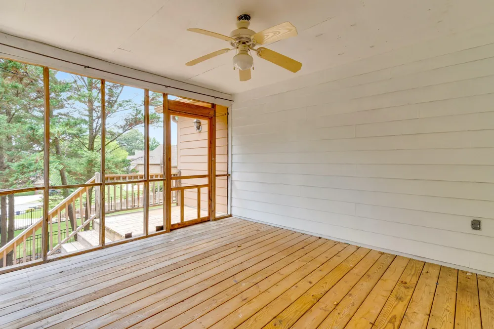 9237 Leaf Brook Lane Apison, TN 37302