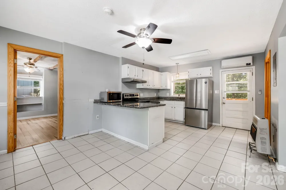 67 Banks Town Road Weaverville, NC 28787