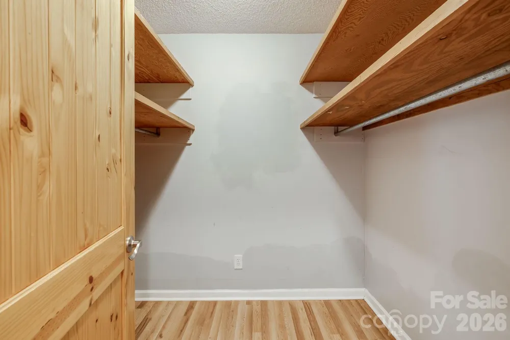 67 Banks Town Road Weaverville, NC 28787