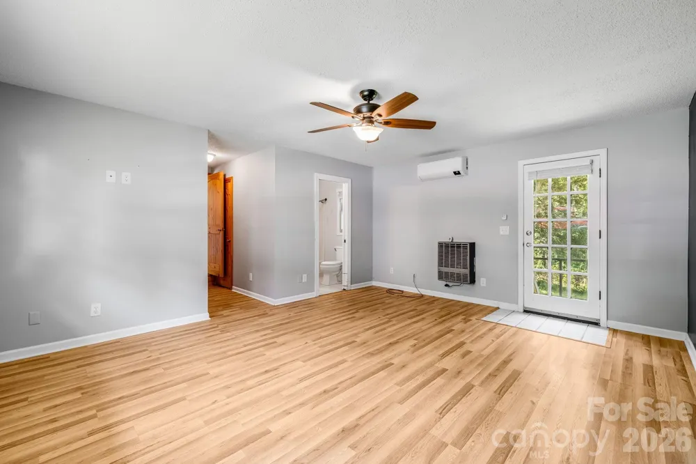 67 Banks Town Road Weaverville, NC 28787