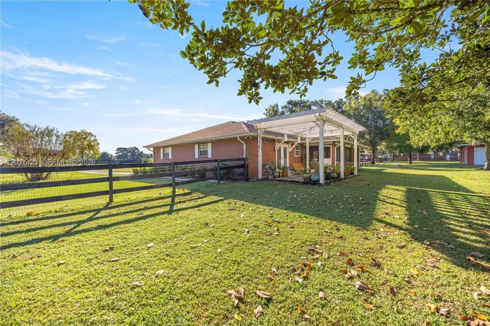 Address Not Shown ocala, FL 34476