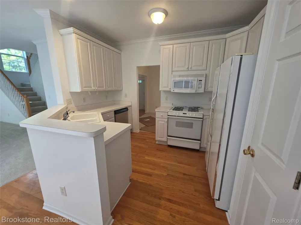 14388 Oak Leaf Trail Fenton Charter Township, MI 48451