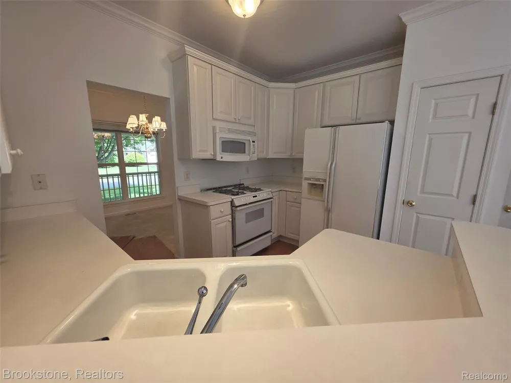 14388 Oak Leaf Trail Fenton Charter Township, MI 48451