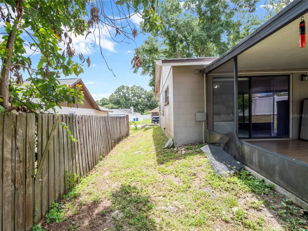 1702 SOUTHWIND DRIVE Brandon, FL 33510