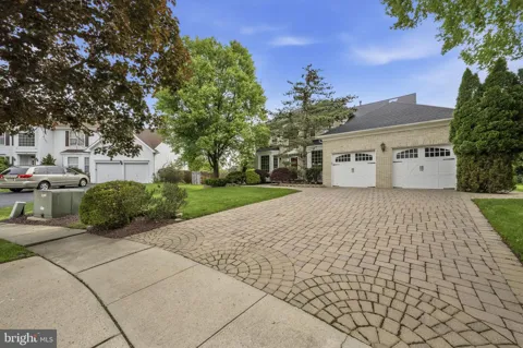 51 STONEHEDGE DRIVE