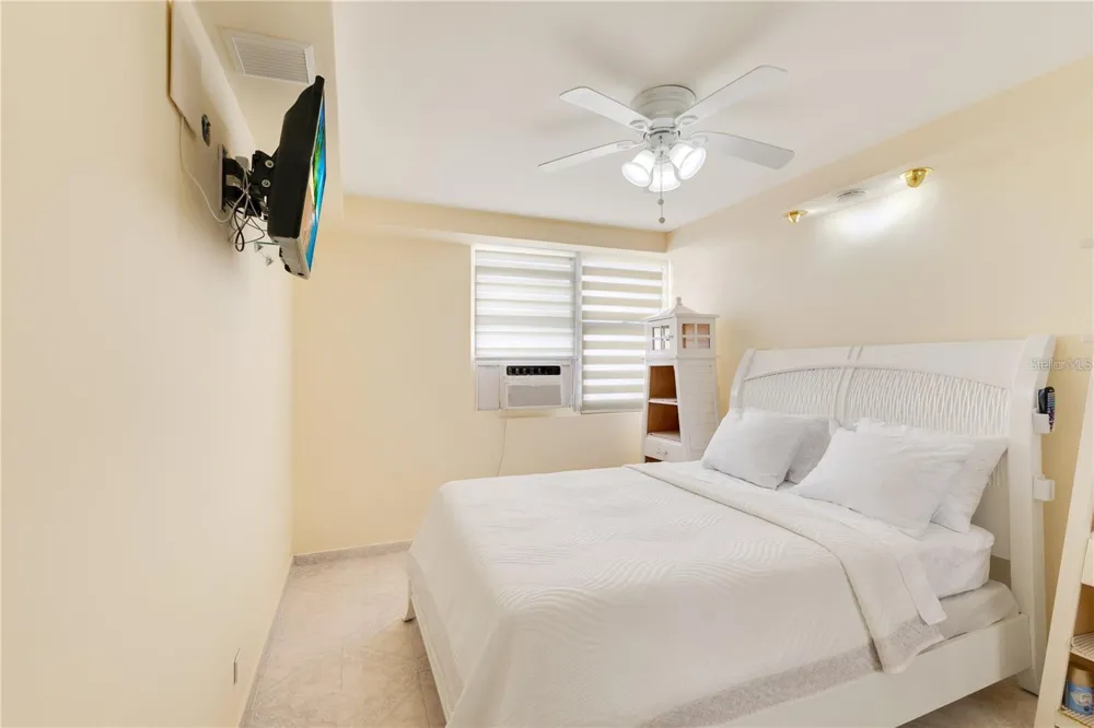 5890 JOSE M TARTAK AVE #704A Carolina, PR 00979