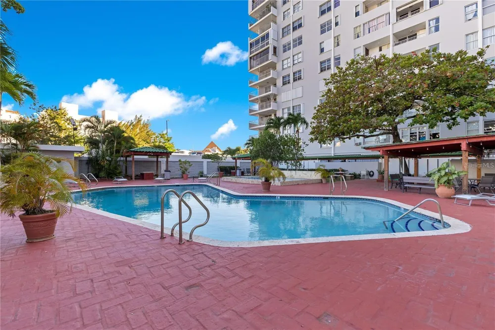 5890 JOSE M TARTAK AVE #704A Carolina, PR 00979