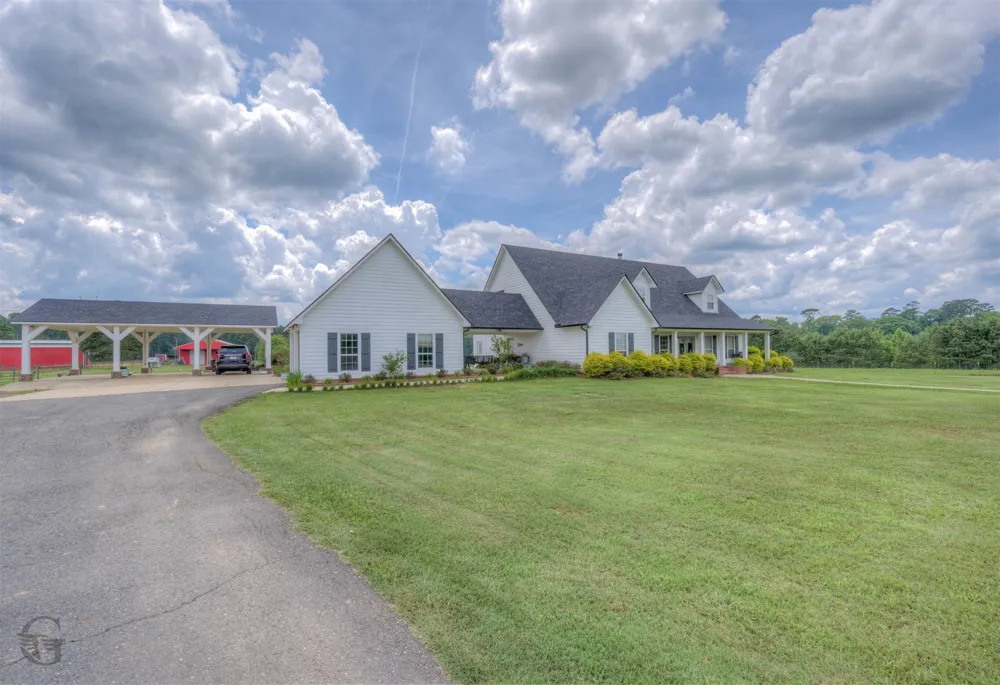 5092 Hwy 2 Sarepta, LA 71071