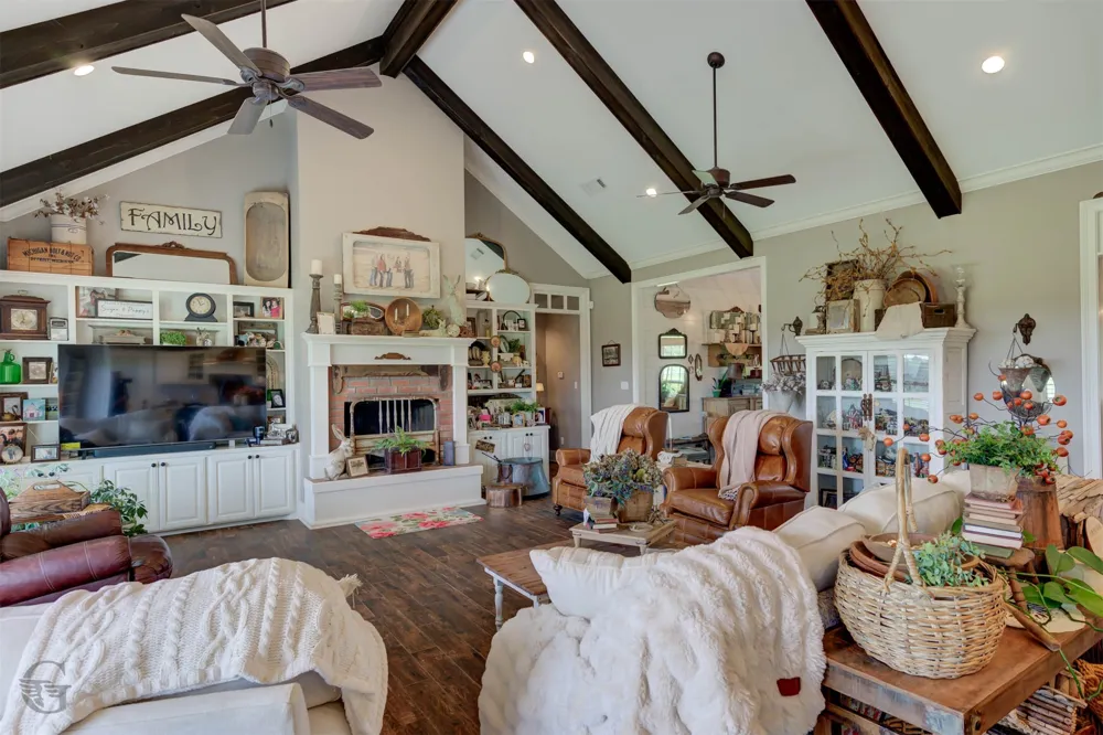 5092 Hwy 2 Sarepta, LA 71071