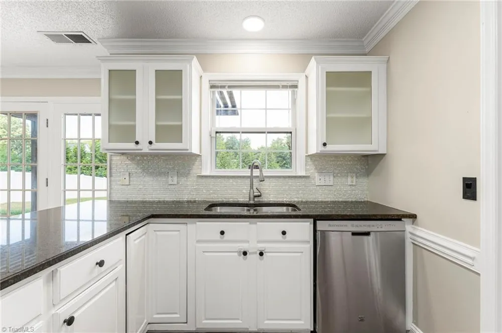 125 Village Club Lane Clemmons, NC 27012