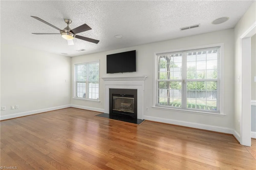 125 Village Club Lane Clemmons, NC 27012