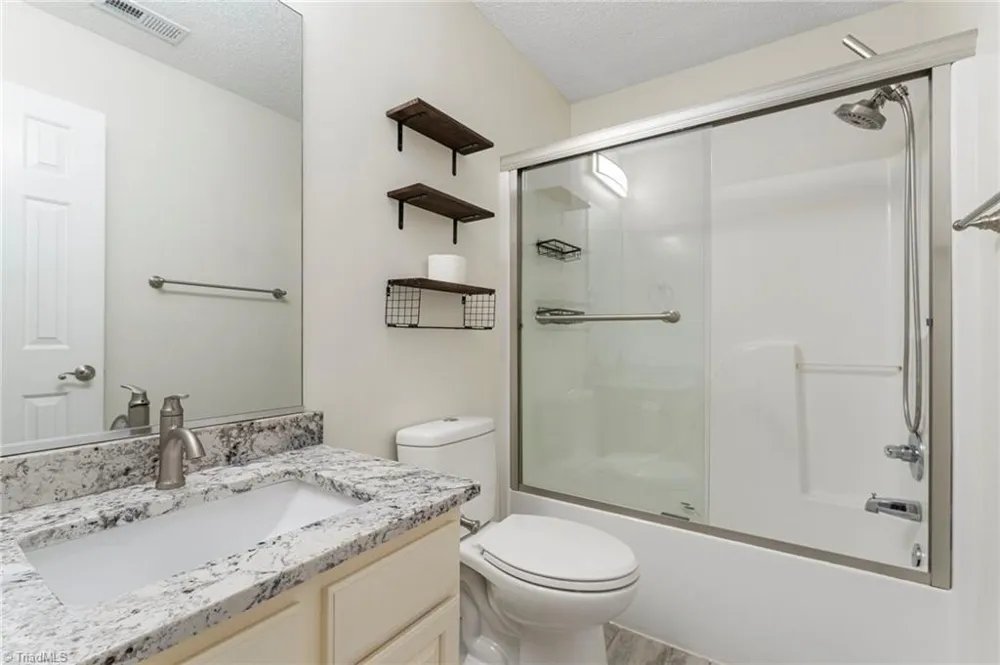 125 Village Club Lane Clemmons, NC 27012