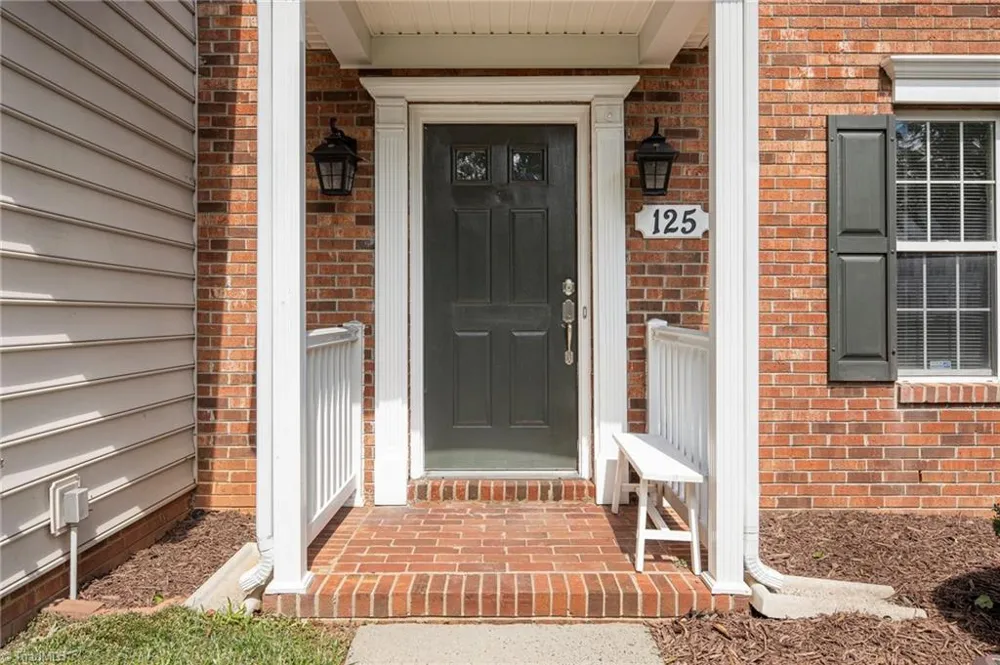125 Village Club Lane Clemmons, NC 27012