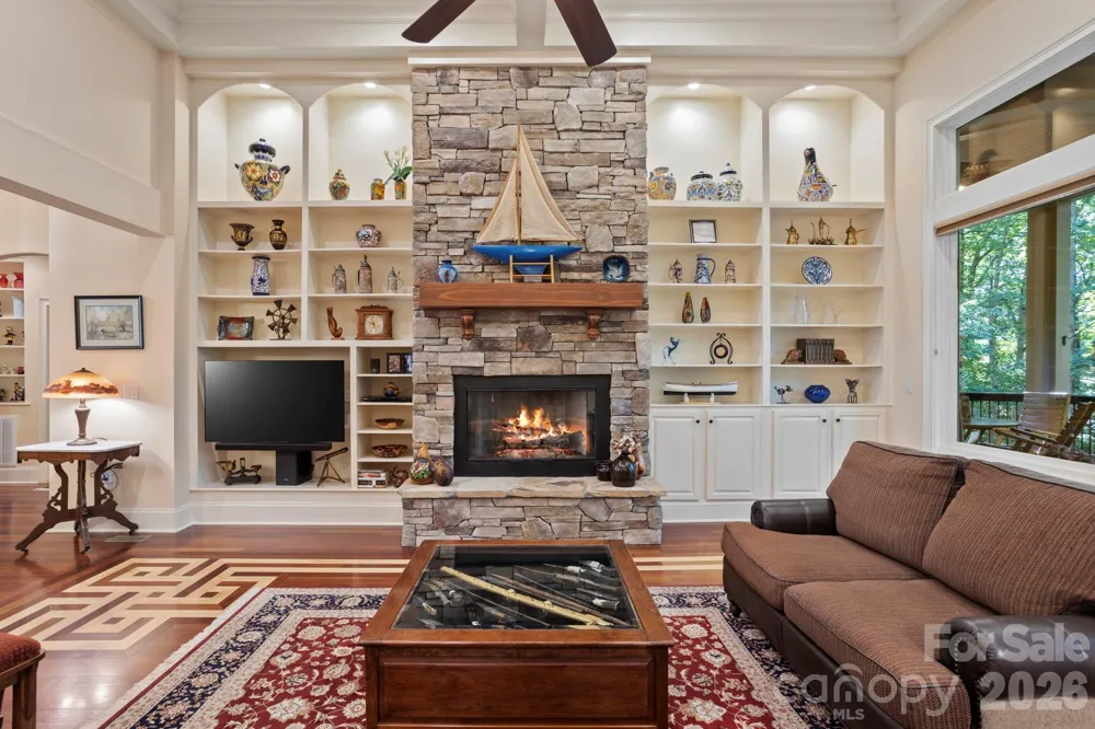 132 Pinnacle Peak Lane Flat Rock, NC 28731