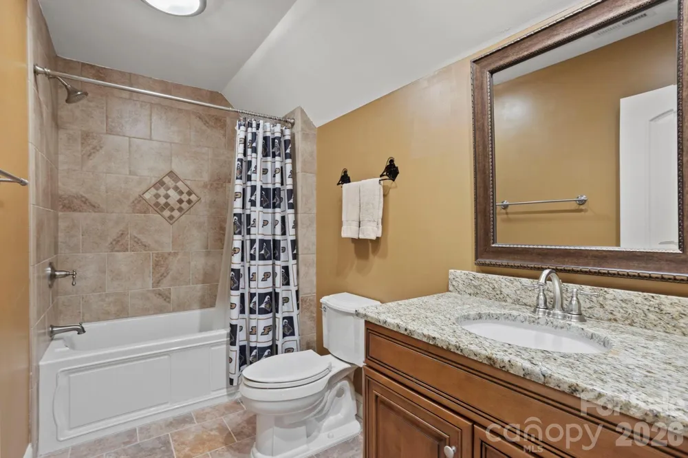 132 Pinnacle Peak Lane Flat Rock, NC 28731