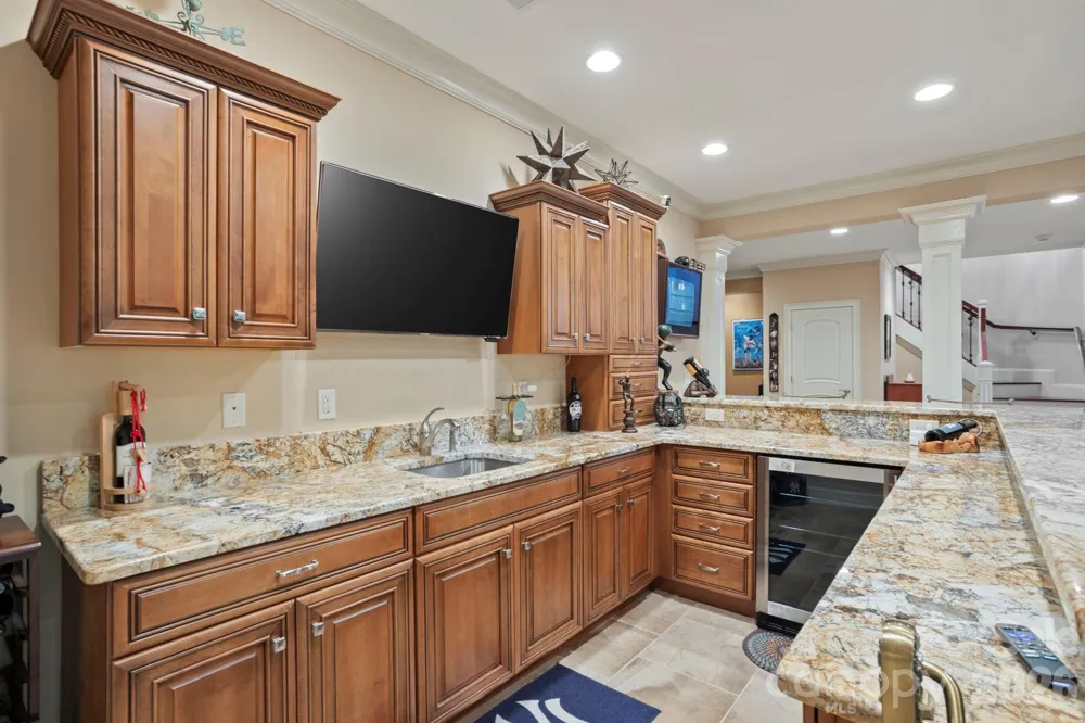 132 Pinnacle Peak Lane Flat Rock, NC 28731