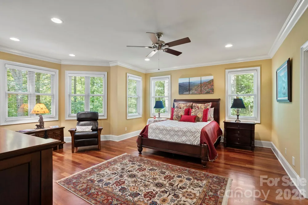 132 Pinnacle Peak Lane Flat Rock, NC 28731