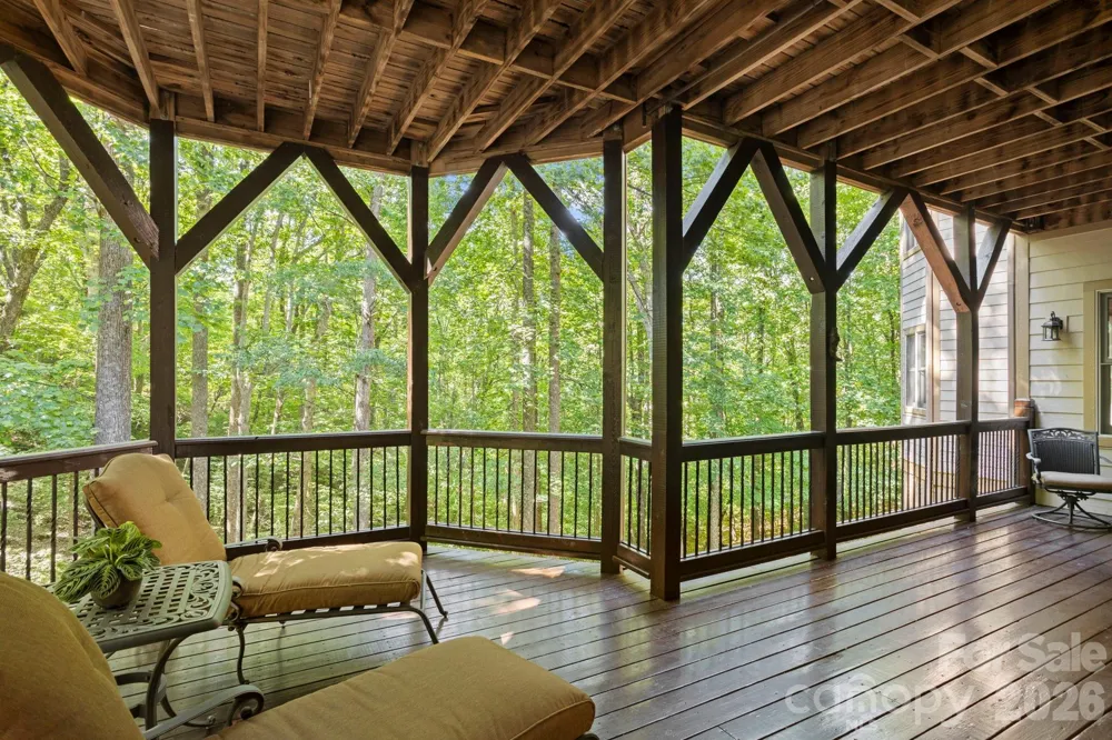 132 Pinnacle Peak Lane Flat Rock, NC 28731