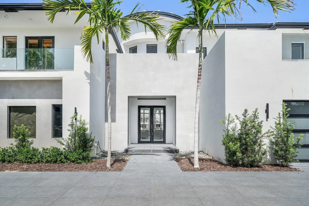 419 E Coconut Palm Road Boca Raton, FL 33432