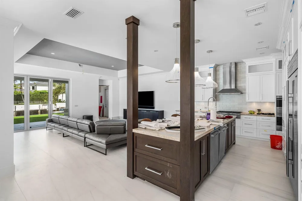 419 E Coconut Palm Road Boca Raton, FL 33432