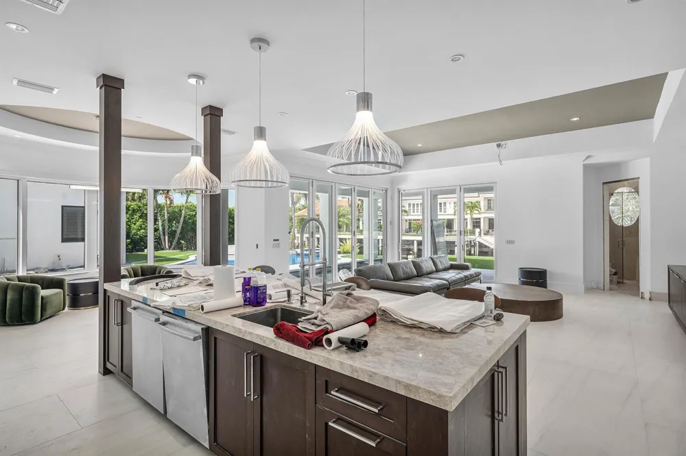 419 E Coconut Palm Road Boca Raton, FL 33432