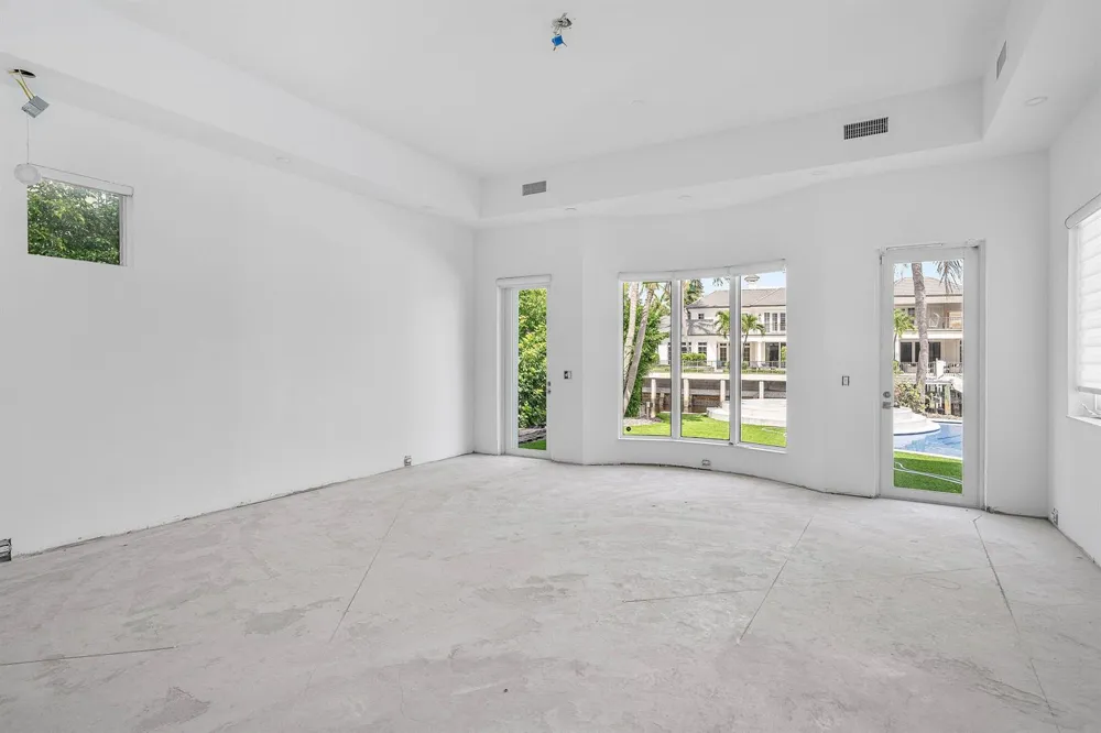 419 E Coconut Palm Road Boca Raton, FL 33432