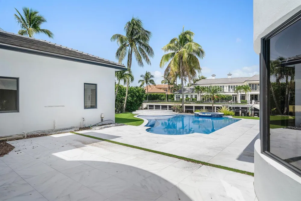 419 E Coconut Palm Road Boca Raton, FL 33432