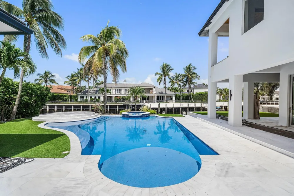 419 E Coconut Palm Road Boca Raton, FL 33432