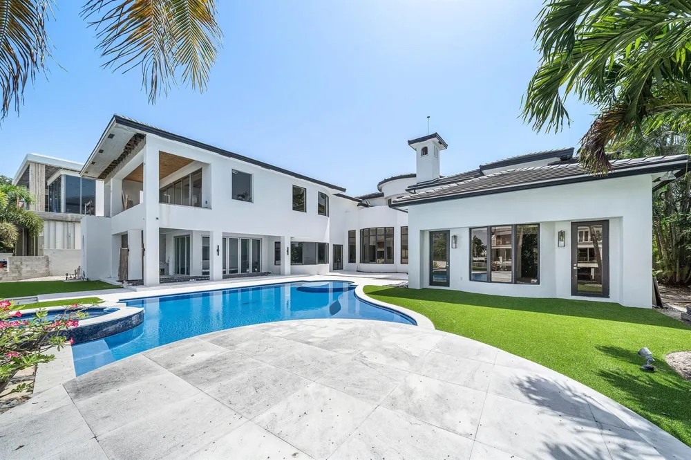 419 E Coconut Palm Road Boca Raton, FL 33432