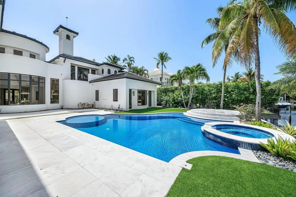419 E Coconut Palm Road Boca Raton, FL 33432