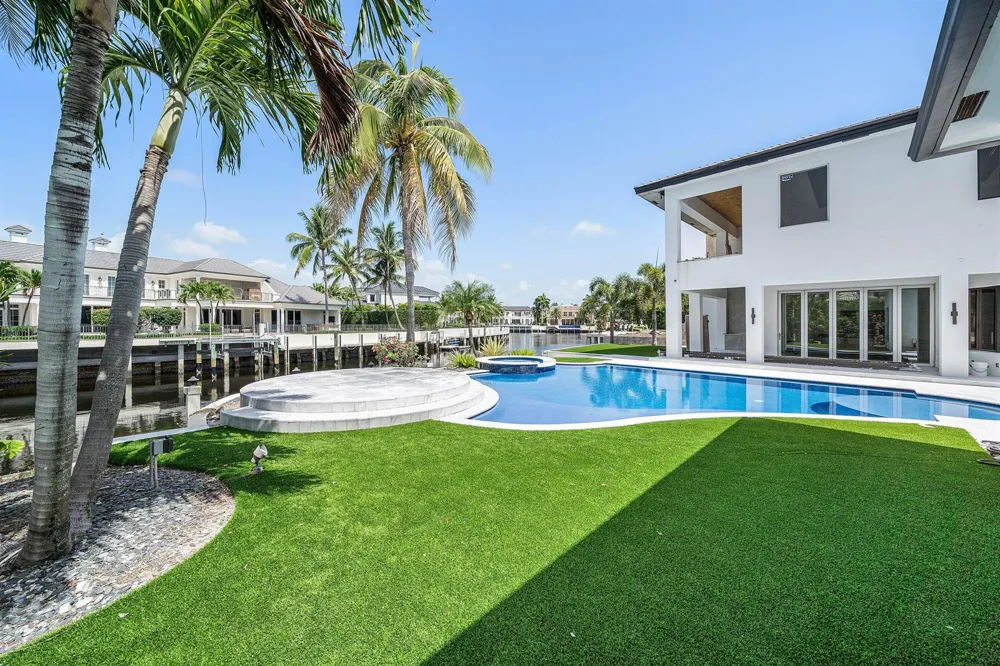 419 E Coconut Palm Road Boca Raton, FL 33432
