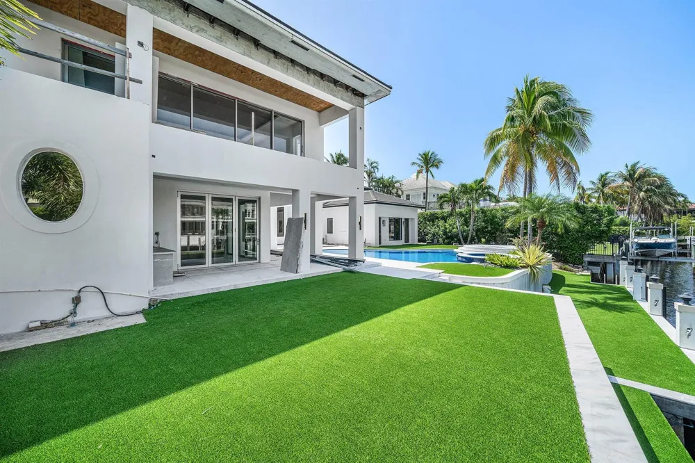 419 E Coconut Palm Road Boca Raton, FL 33432