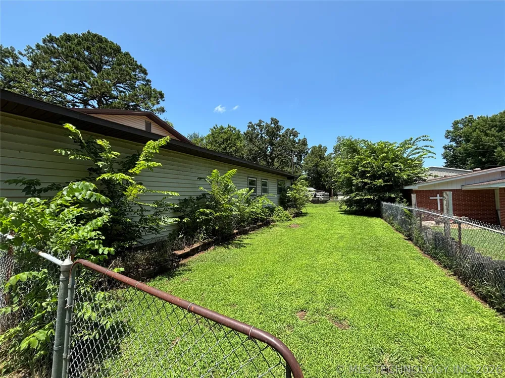 8926 Pear Kingston, OK 73439