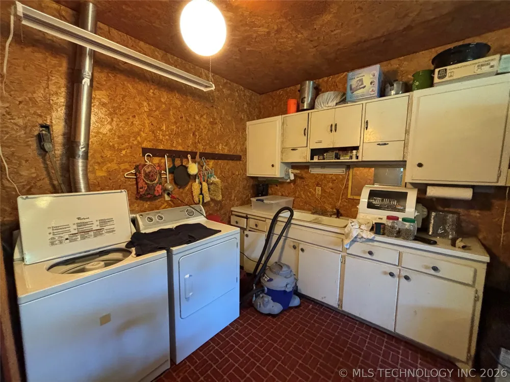 8926 Pear Kingston, OK 73439