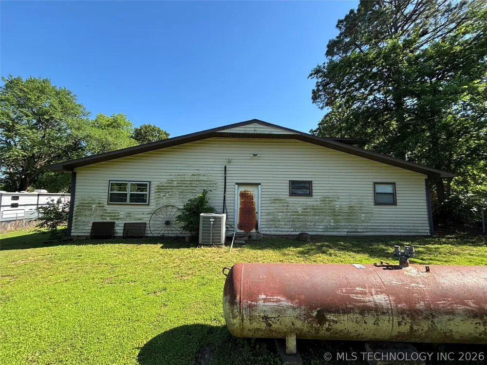 8926 Pear Kingston, OK 73439
