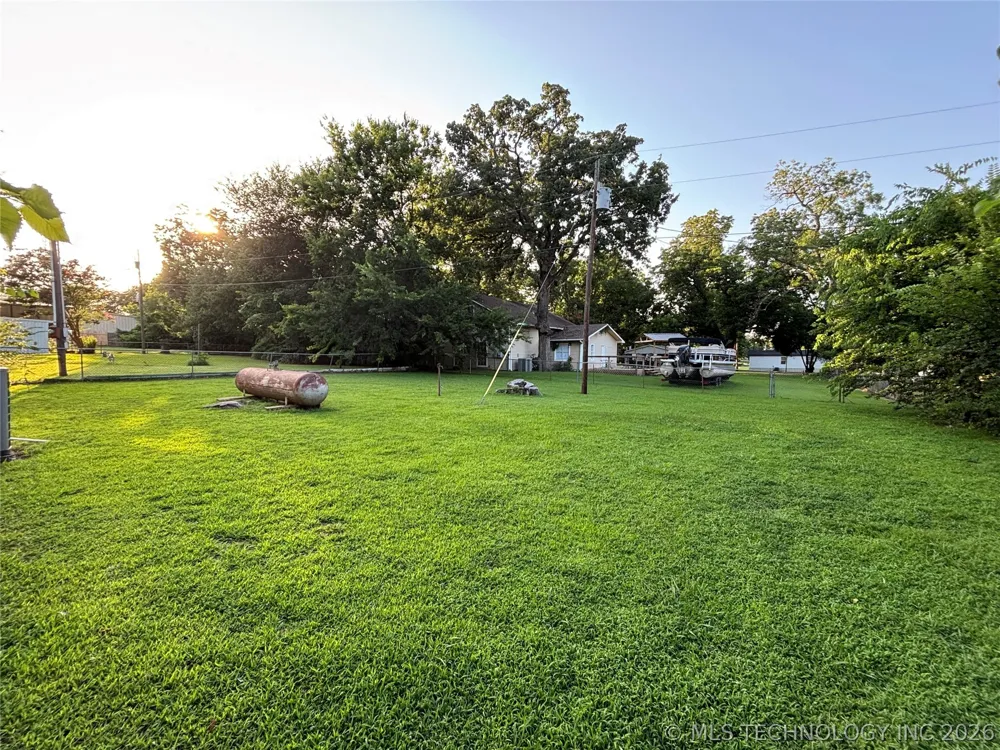 8926 Pear Kingston, OK 73439