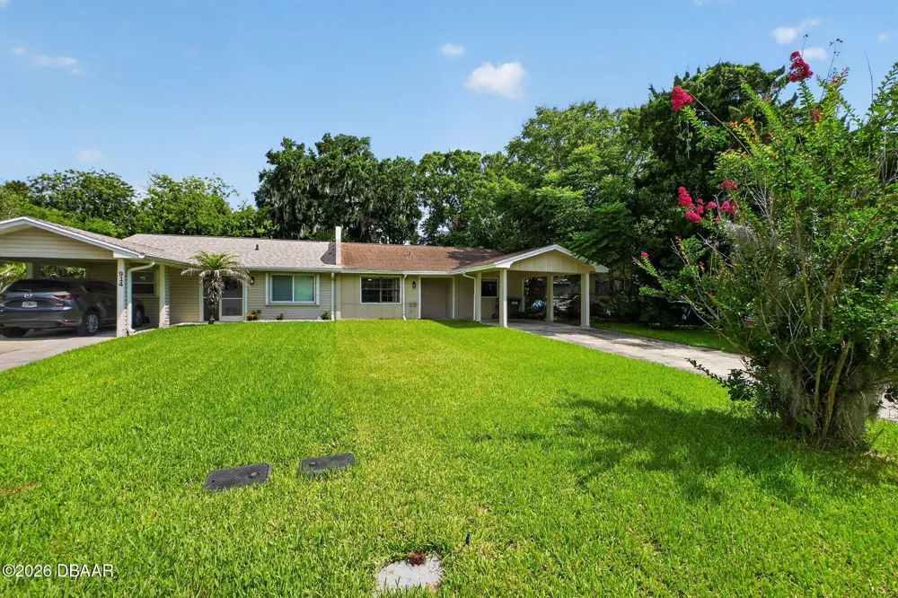 912 Royal Oak Court Holly Hill, FL 32117