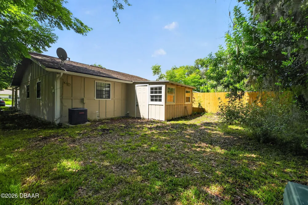 912 Royal Oak Court Holly Hill, FL 32117