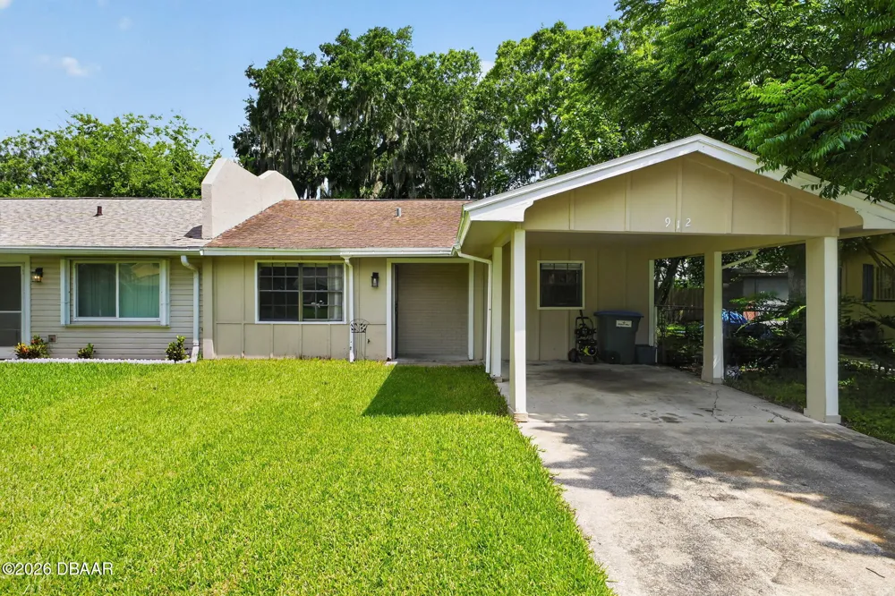 912 Royal Oak Court Holly Hill, FL 32117