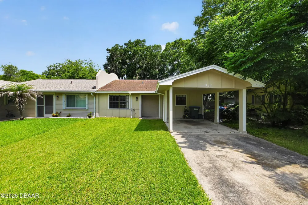 912 Royal Oak Court Holly Hill, FL 32117