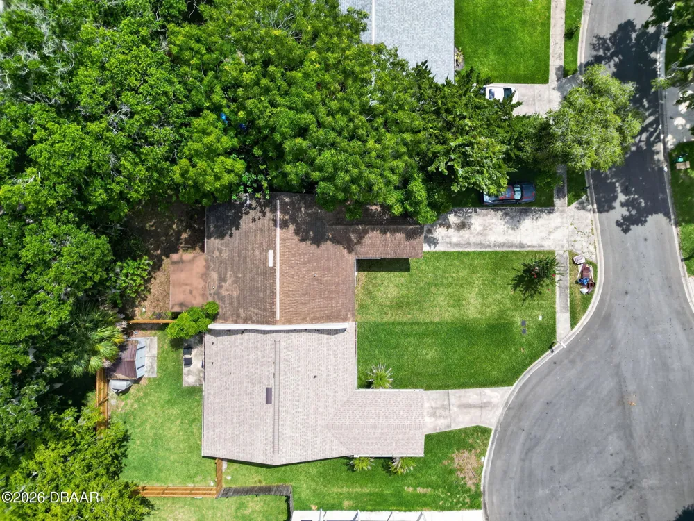 912 Royal Oak Court Holly Hill, FL 32117