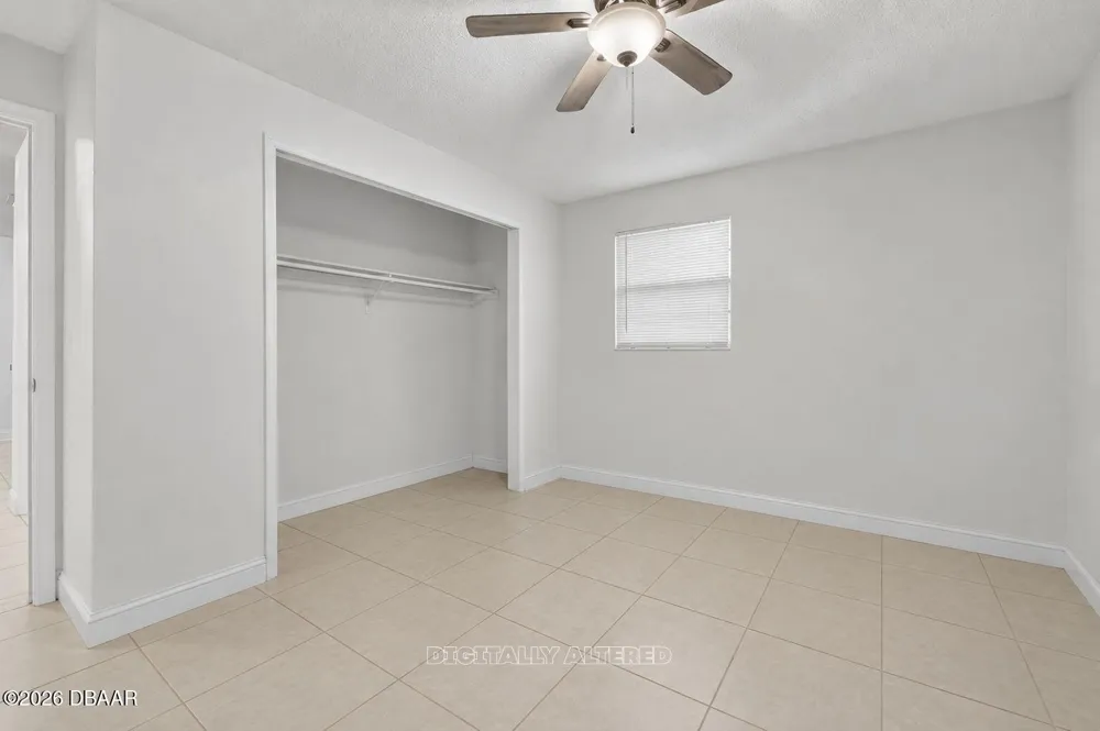 912 Royal Oak Court Holly Hill, FL 32117