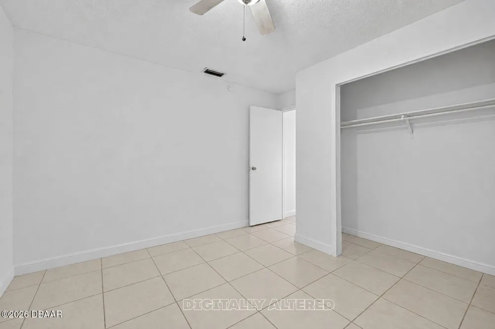 912 Royal Oak Court Holly Hill, FL 32117