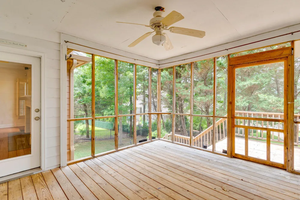 9237 Leaf Brook Lane Apison, TN 37302