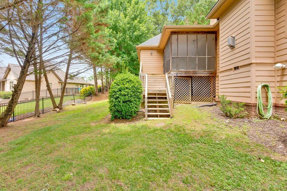9237 Leaf Brook Lane Apison, TN 37302