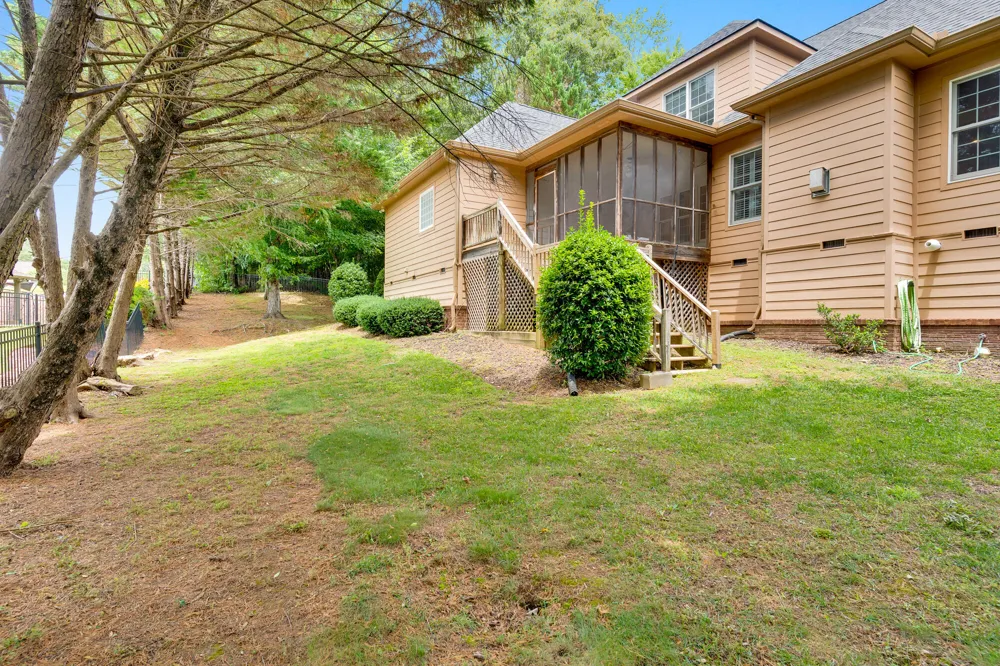 9237 Leaf Brook Lane Apison, TN 37302