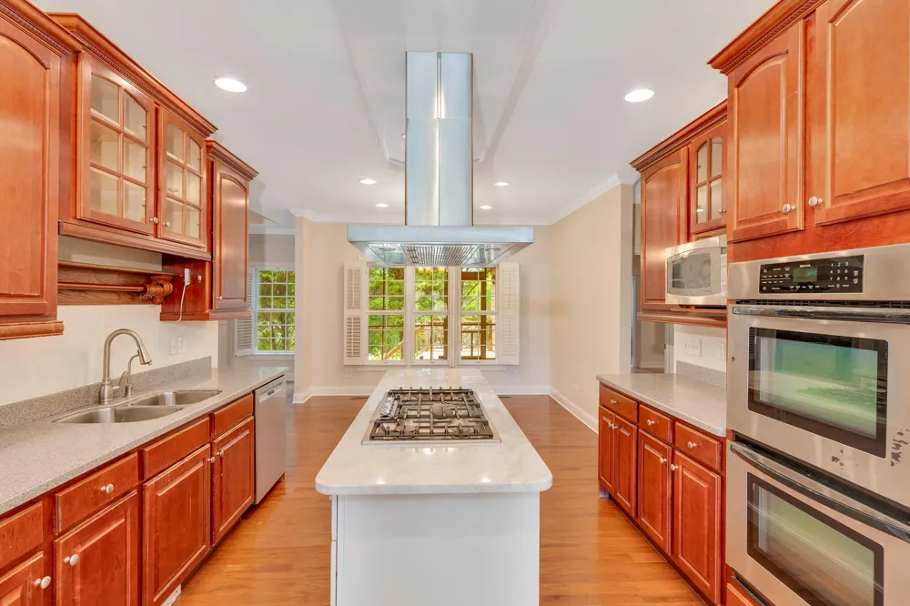 9237 Leaf Brook Lane Apison, TN 37302