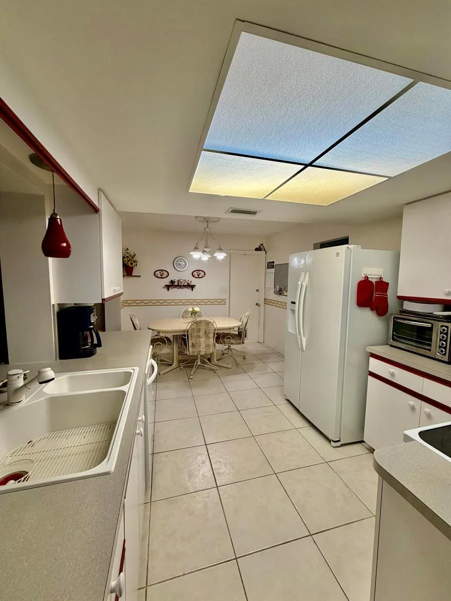 4927 NW 47th Terrace Tamarac, FL 33319