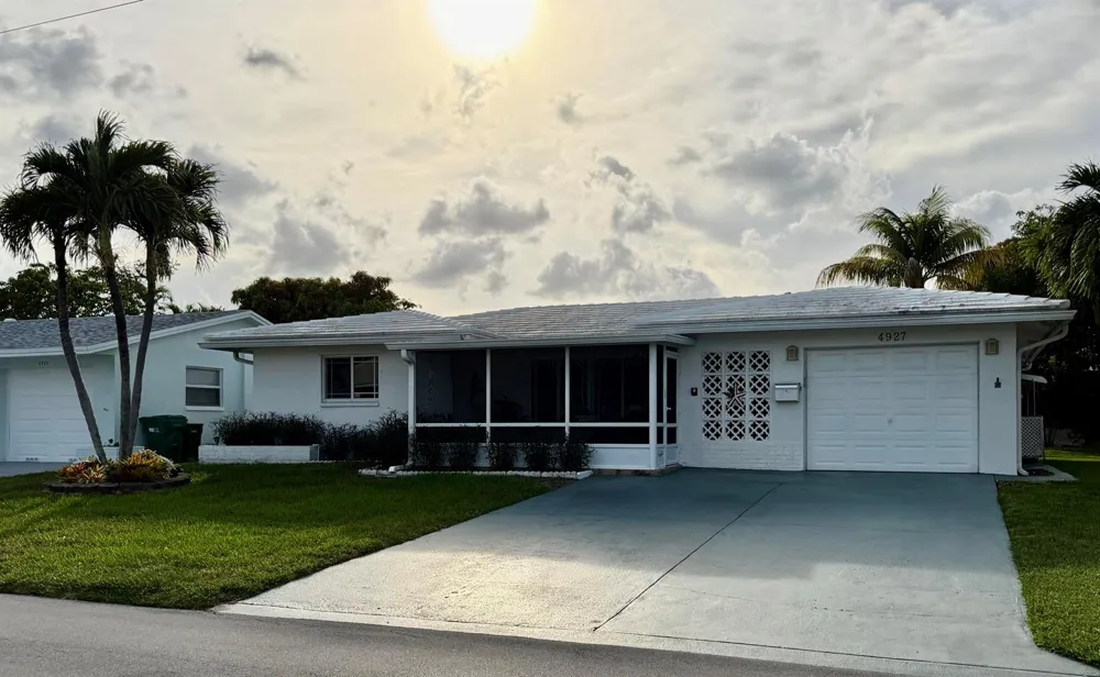 4927 NW 47th Terrace Tamarac, FL 33319