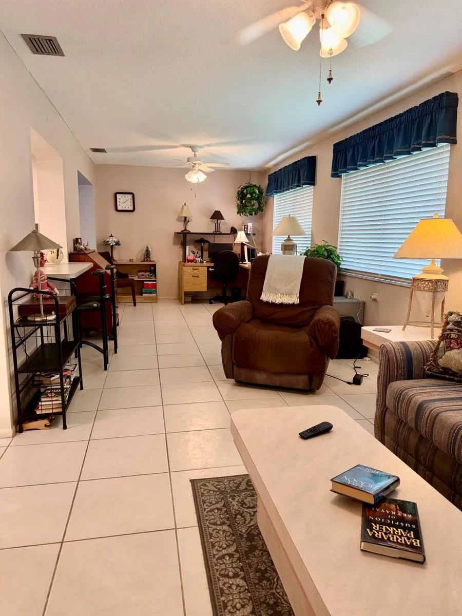 4927 NW 47th Terrace Tamarac, FL 33319